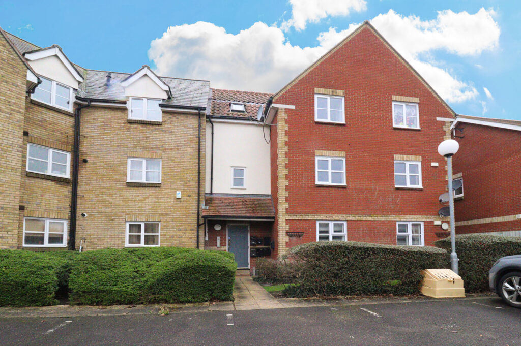 Bramble Tye, Noak Bridge, Essex, SS15 5GR