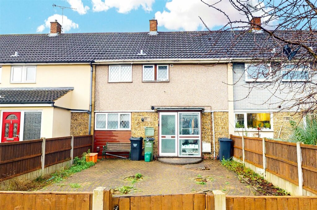 Rayside, Basildon, Essex, SS14 1NA