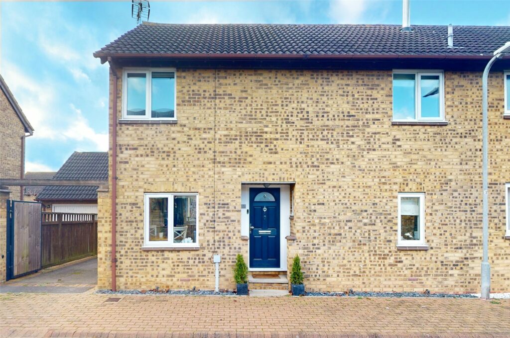 Dovedale Close, Langdon Hills, Basildon, Essex, SS16 6NS