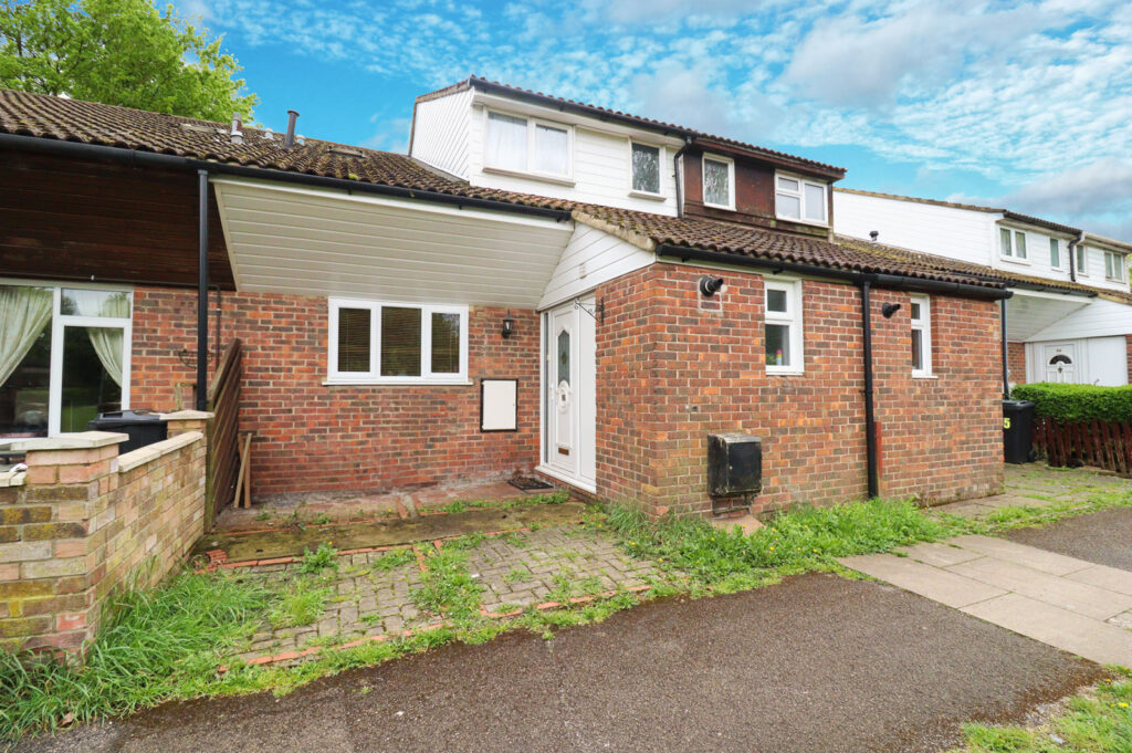 Stokefelde, Pitsea, Basildon, Essex, SS13 1NJ