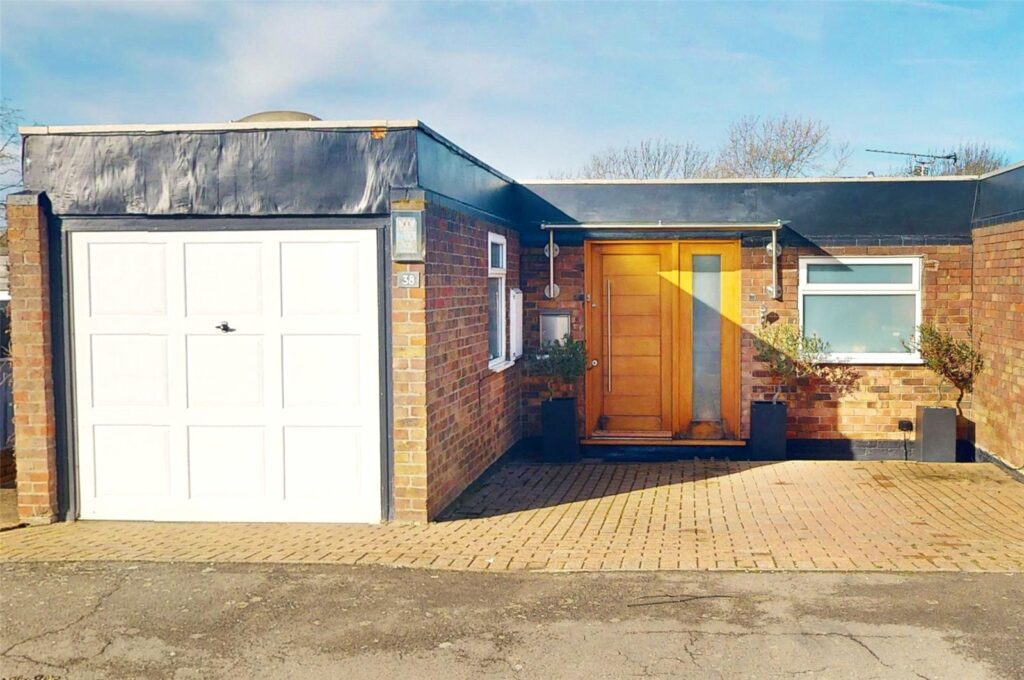 Three/Four bedroom split level property