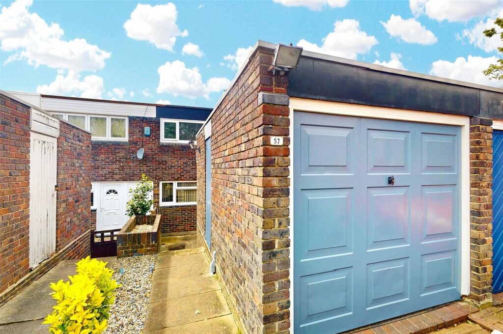 Two bedroom house with garage