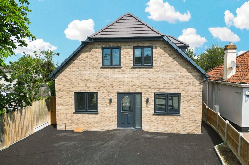 Rectory Gardens, Basildon, Essex, SS13 2EL