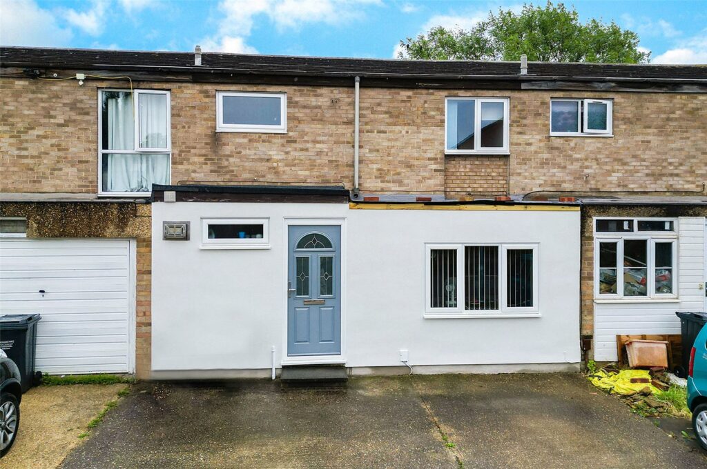 Sandon Road, Basildon, Essex, SS14 1TL