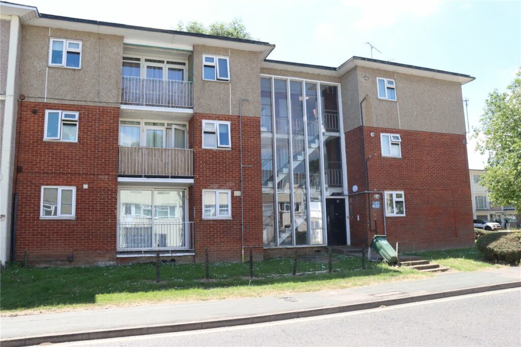 Long Riding, Basildon, Essex, SS14 1QT