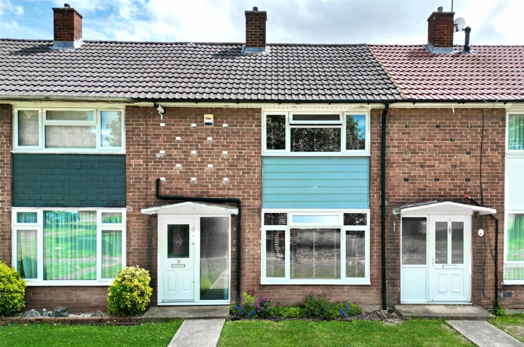 Clopton Green, Basildon, Essex, SS14 2JE