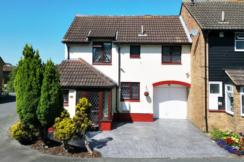 Church Park Road, Pitsea, Basildon, Essex, SS13 3BN