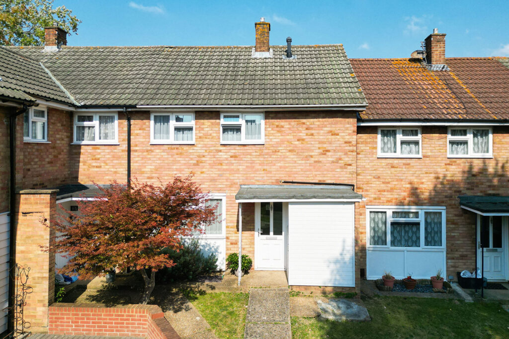 Well maintained two bedroom terraced house