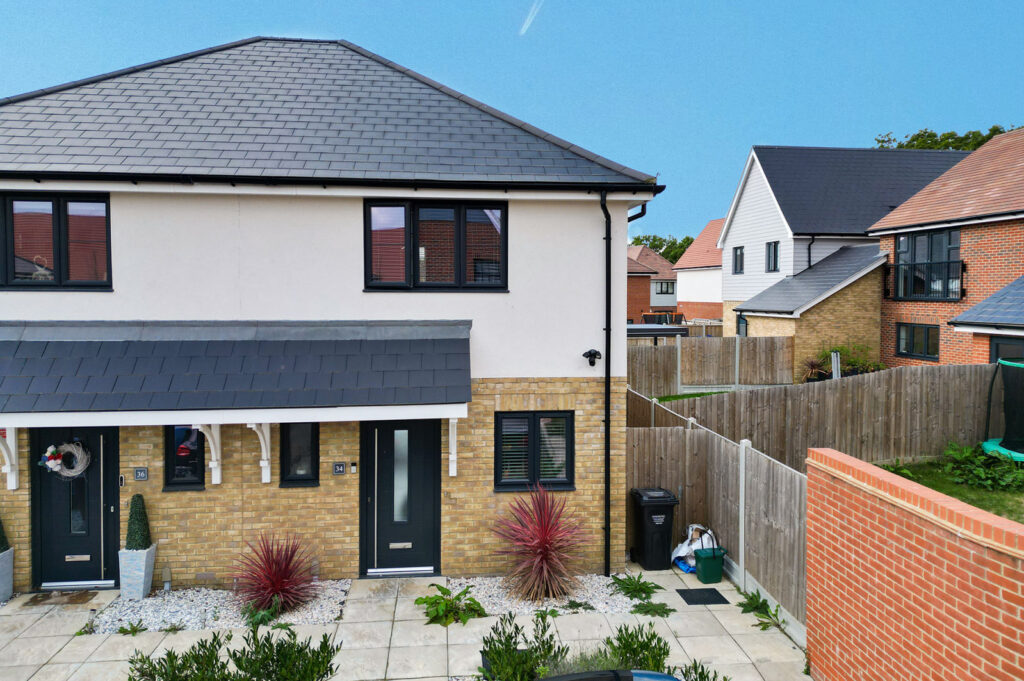 Clark Street, LANGDON HILLS, Basildon, Essex, SS16 5NW
