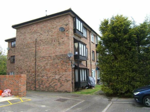 Littlebury Green, Basildon, Essex, SS13 1RF
