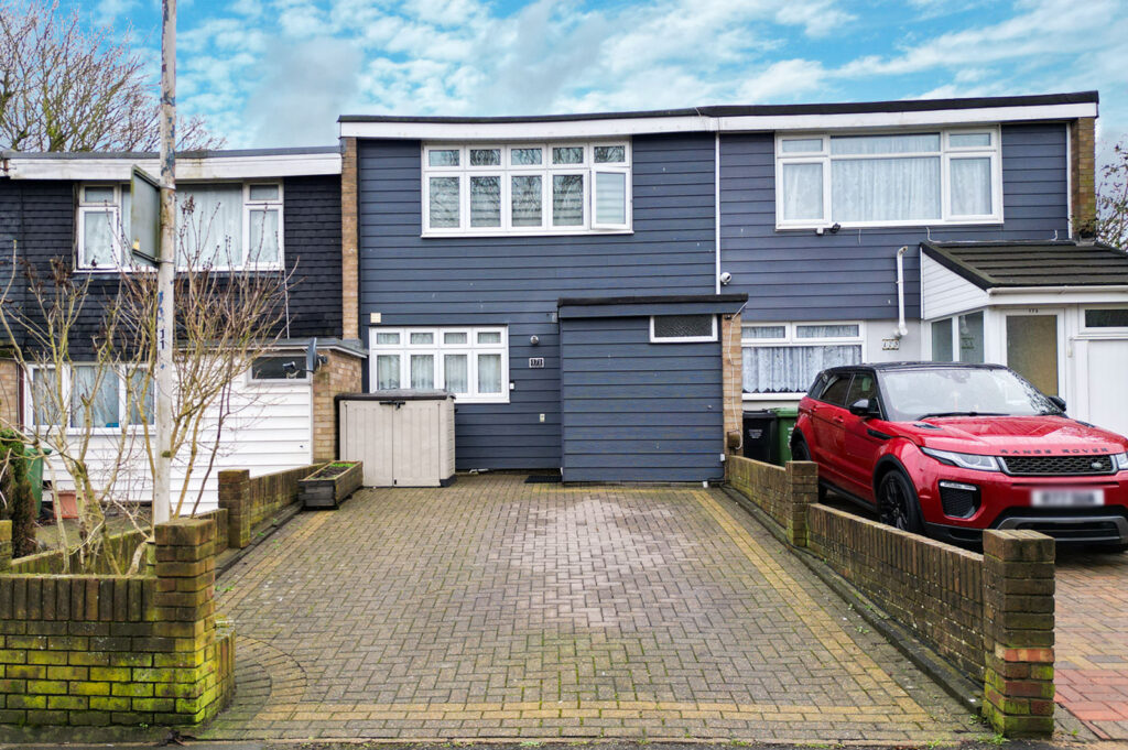 Church Road, Basildon, Essex, SS14 1NQ