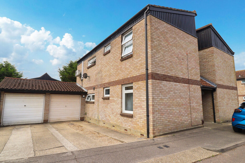 Jardine Road, Basildon, Essex, SS13 1NS