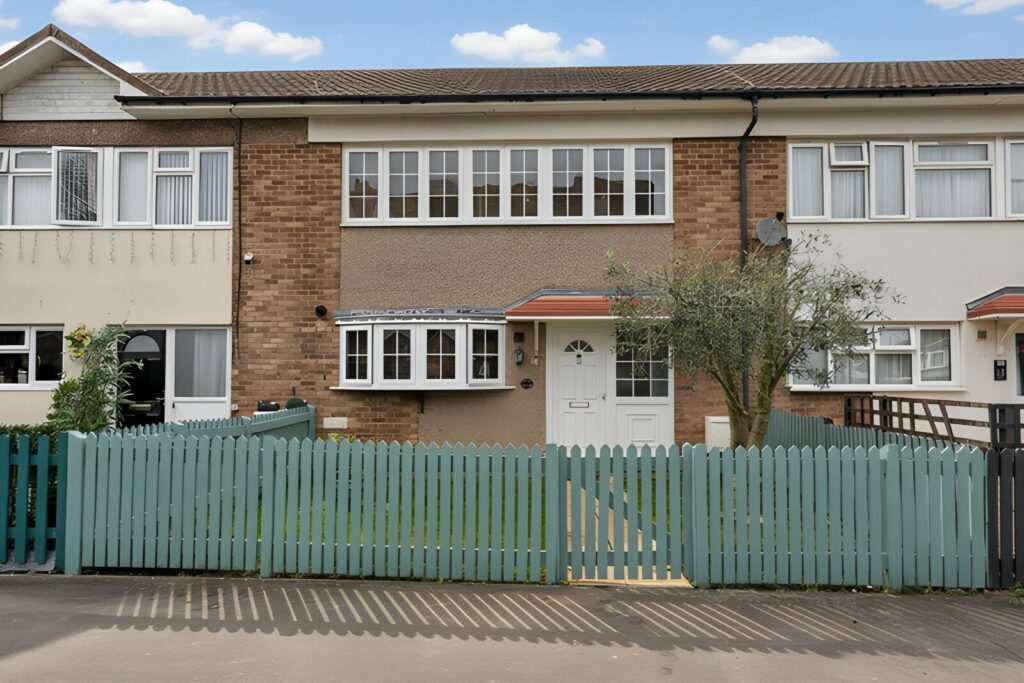 Redgrave Road, Basildon, Essex, SS16 4HH