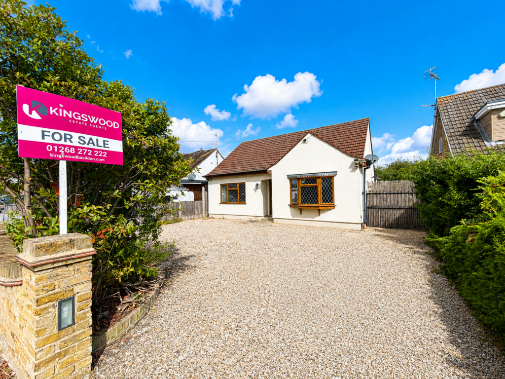 New Century Road, Laindon, Basildon, Essex, SS15 6AG