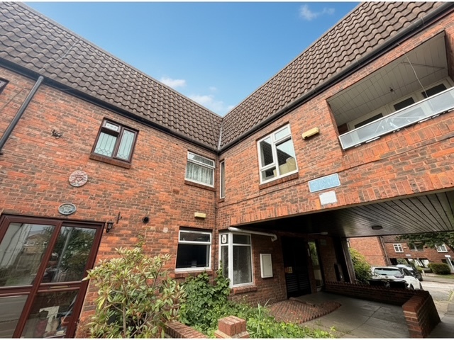 Easton End, Basildon, Essex, SS15 6QB