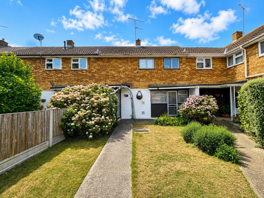 Methersgate, Basildon, Essex, SS14 2LT