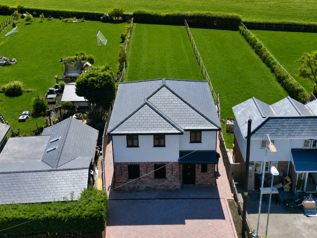 Runwell Road, Runwell, Wickford, Essex, SS11 7QF