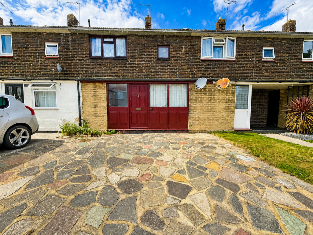 Codenham Green, Kingswood, Basildon, Essex, SS16 5DR